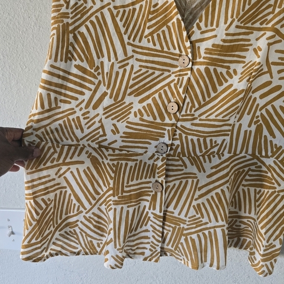 SHEIN Blouse Womens 2X Mixed Print Tropical Wooden Detail Buttons Flare … - Picture 7 of 11